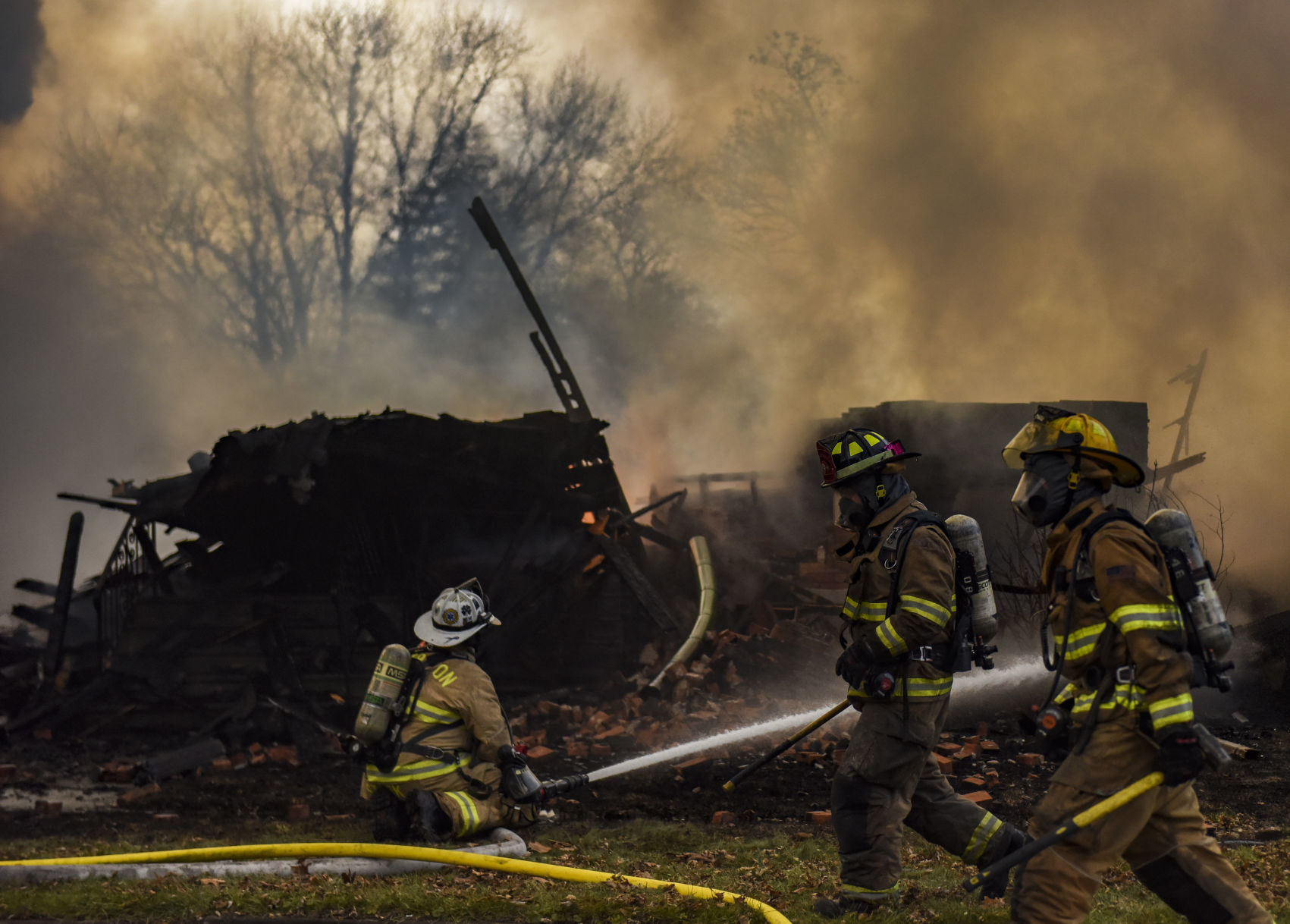 112519-house-fire-jg-15.jpg